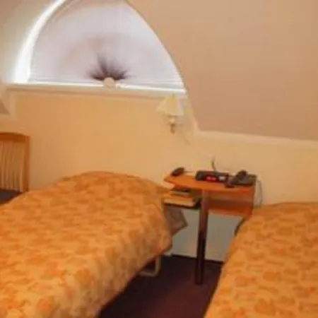 De Tolly 3* Tõrve