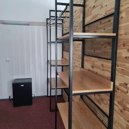 De Tolly Affittacamere Tõrve